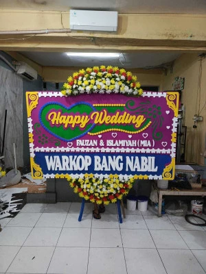 Papan Bunga di Cigunungsari Tegalwaru